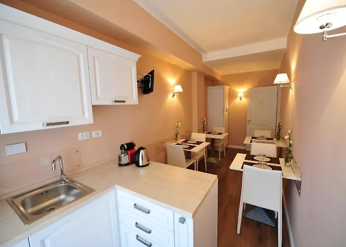 Rim Rooms 3*
